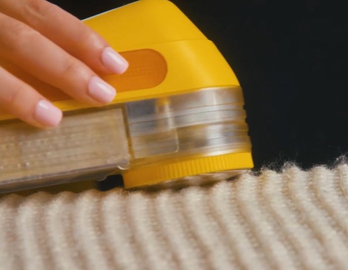 A couch flippers dream fabric shaver. The Pionix